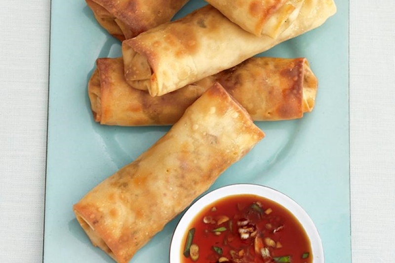Cheesy shrimp baked spring rolls