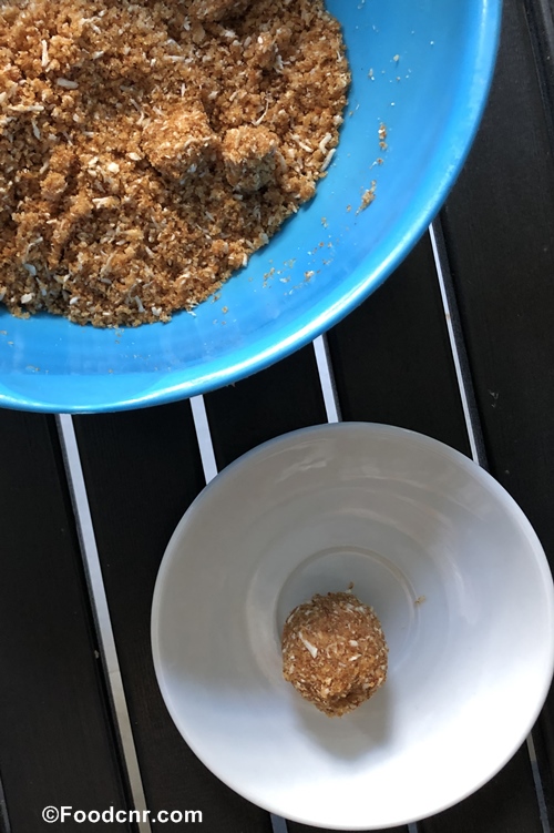 rice balls (Bath aggala)